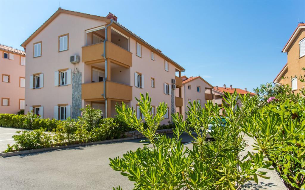 Apartment Franka Klimno Kültér fotó